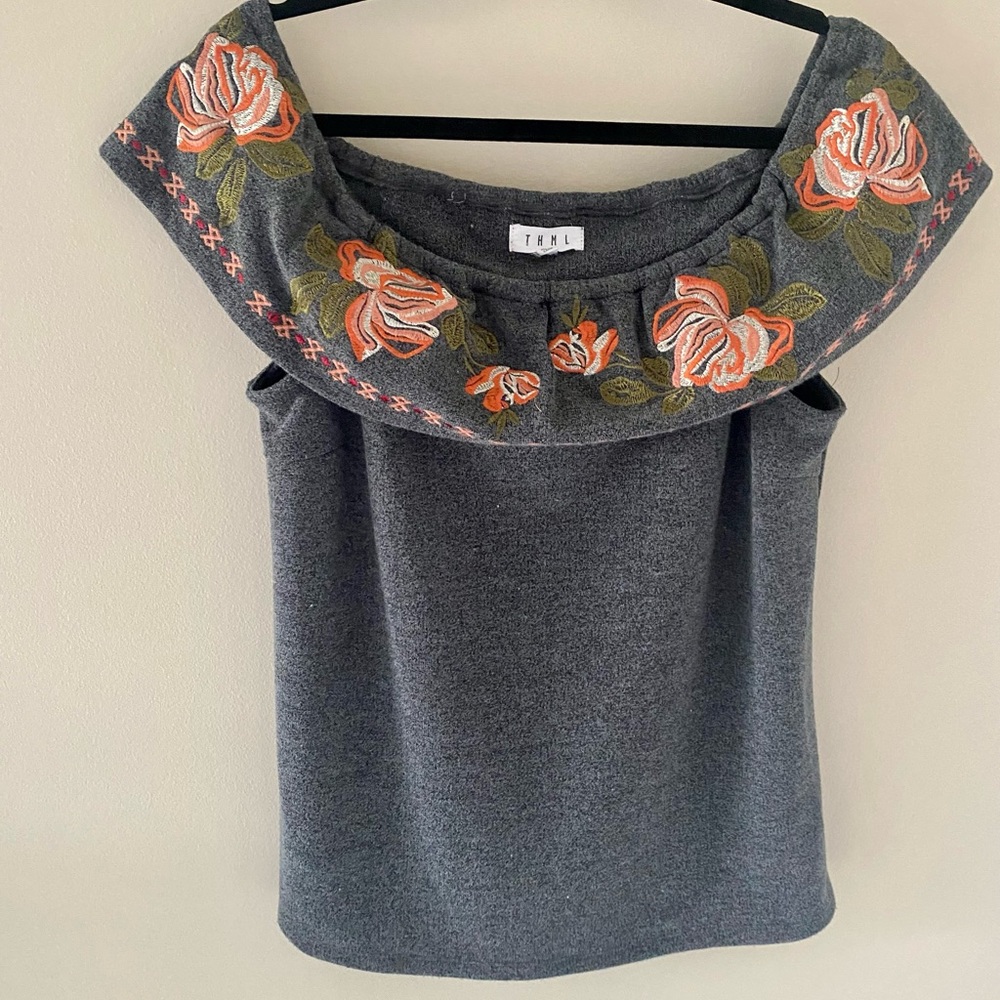 THML size Medium flower knitted blouse